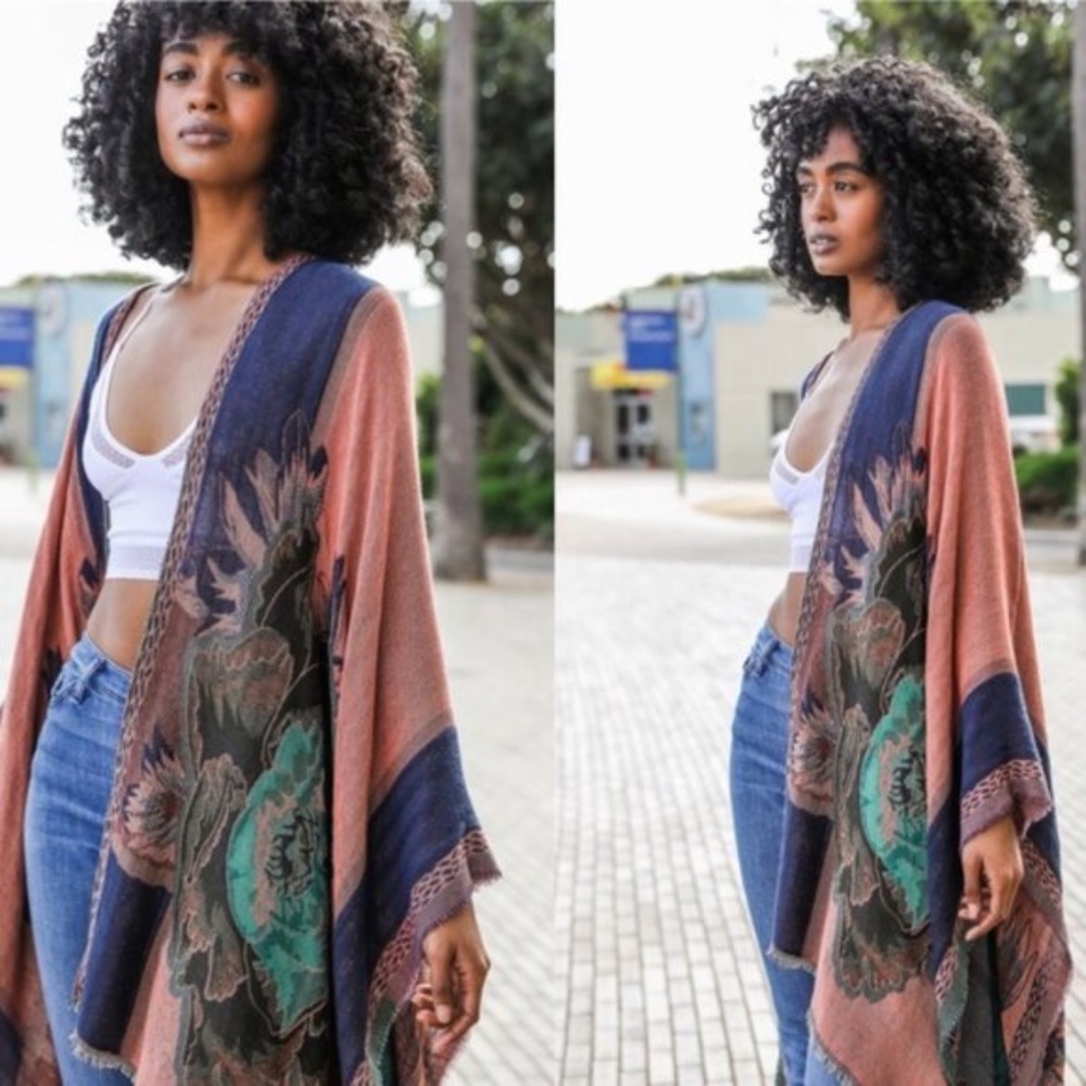 BE SEEN Rose mix Long kimono - Picture 2 of 3